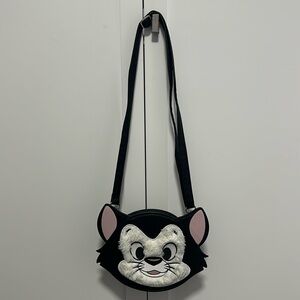 Loungefly Black Figaro Crossbody bag Disney Park Exclusive